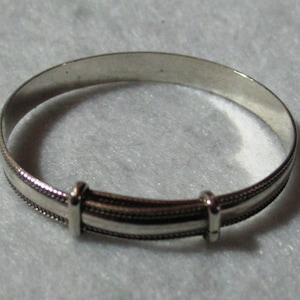 Sterling Silver Expandable Babies Bangle image 1