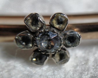 Vintage Clear Stone Cluster/Daisy 9ct Gold & Silver Bar Brooch