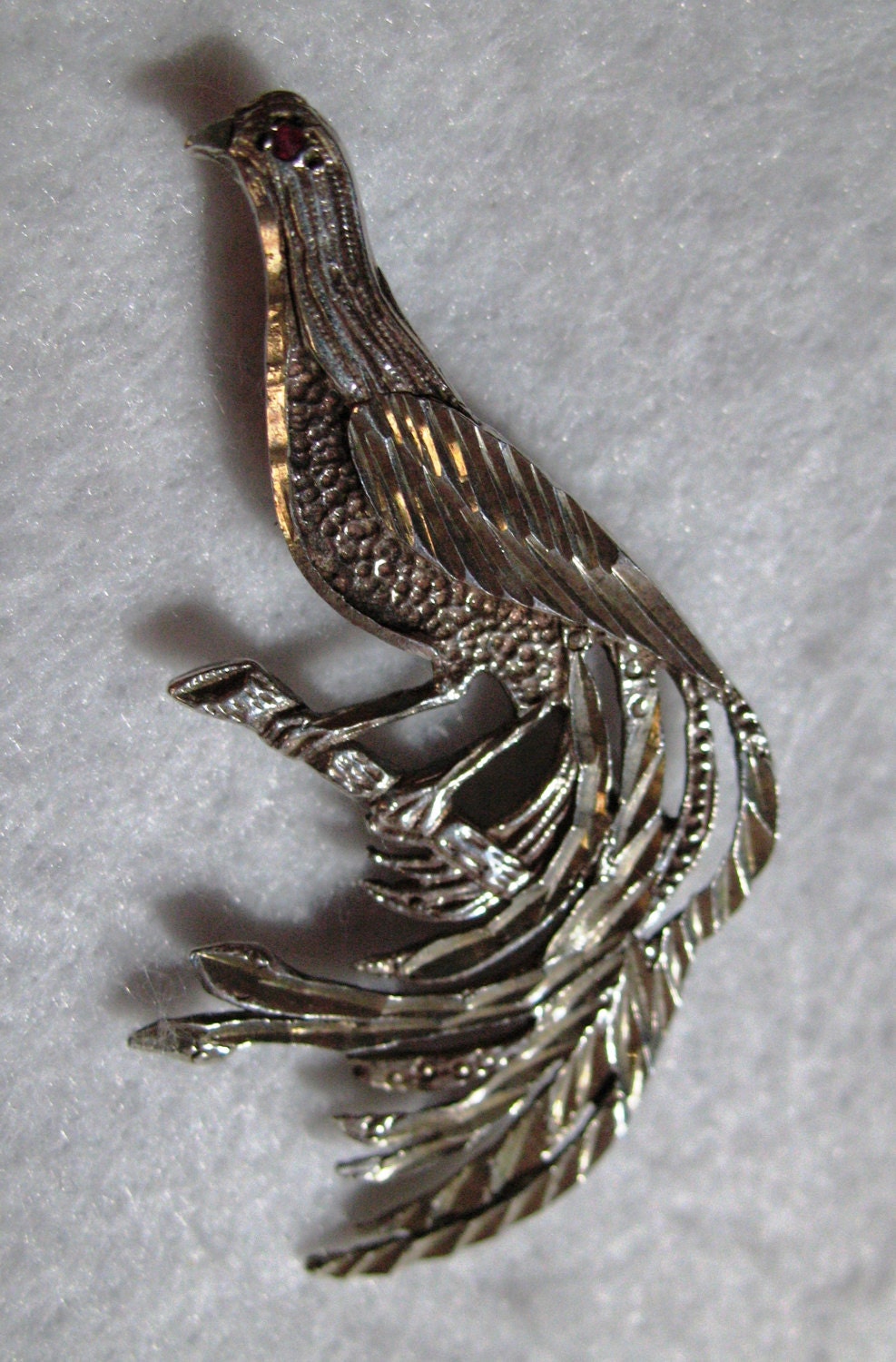 Broche Rétro Vintage En Forme D'oiseau - Couleur Argent Avec Cristaux Et Améthyste - Modèle 3728 - Occasion