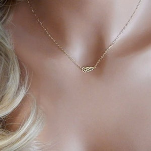 Guardian Angel Wing Necklace For Women Spiritual Jewelry Gift Memorial Angel Pendant Necklace Remembrance Jewelry For Her Sympathy Present