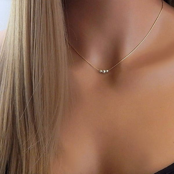 Dainty Pearl Necklace Bridesmaid Gift Women Triple Floating Pearls, Mothers Day Gift, Three Dainty Pearls, Gold Silver Necklace