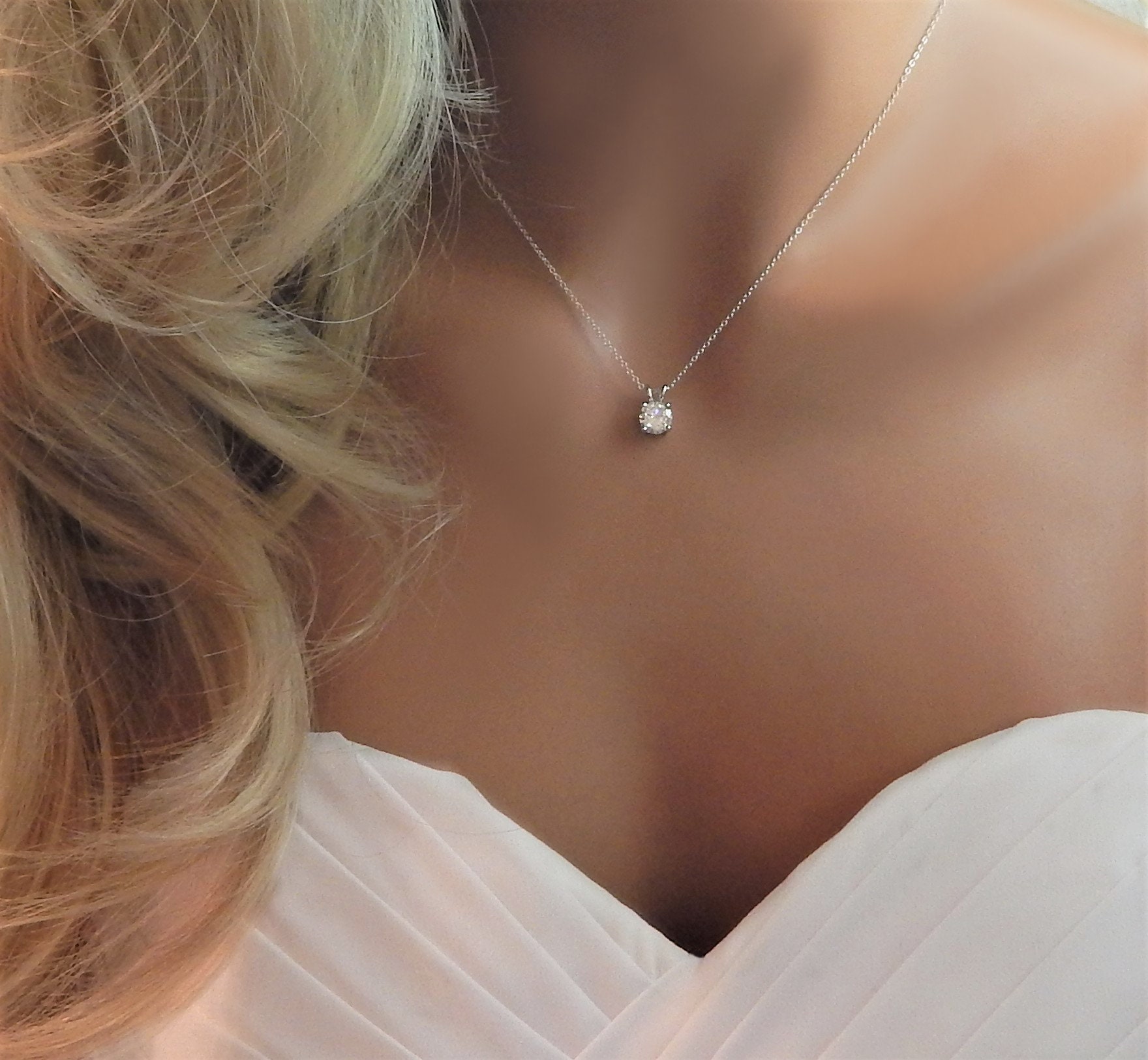 Diamond Wedding Necklace for Women Jewelry Gift Idea Her Bridesmaid Engagement Gift Dainty Solitaire Diamond Bridal Jewelry Gold Silver