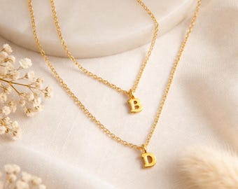 Collar con inicial de oro en capas, delicado colgante con monograma, joyería personalizada