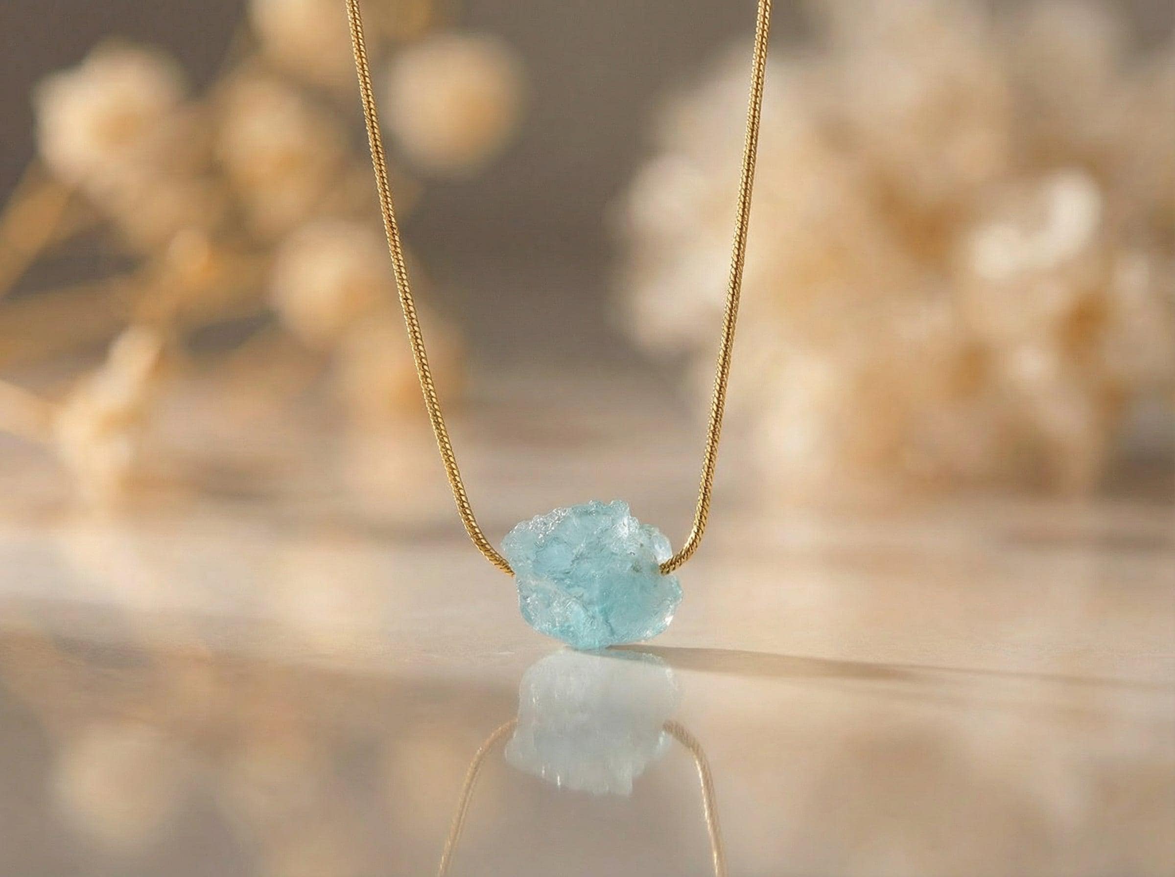 天然水晶ネックレス、宝石ナゲットペンダント、ミニマリストゴールド 