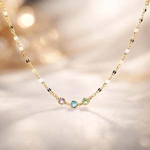Collar delicado con piedra natal: Joyería familiar de oro personalizada, regalo personalizado