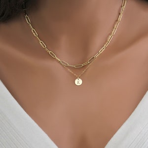 Collar con inicial personalizada, regalo para ella, collar con letras en capas, cadena con clip de papel moderna para mujer
