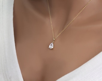 Elegant Teardrop Diamond Necklace, Zircon Solitaire Charm, Gold Filled Chain, Waterdrop Cubic Zirconia, Clear Minimal Pear Diamond
