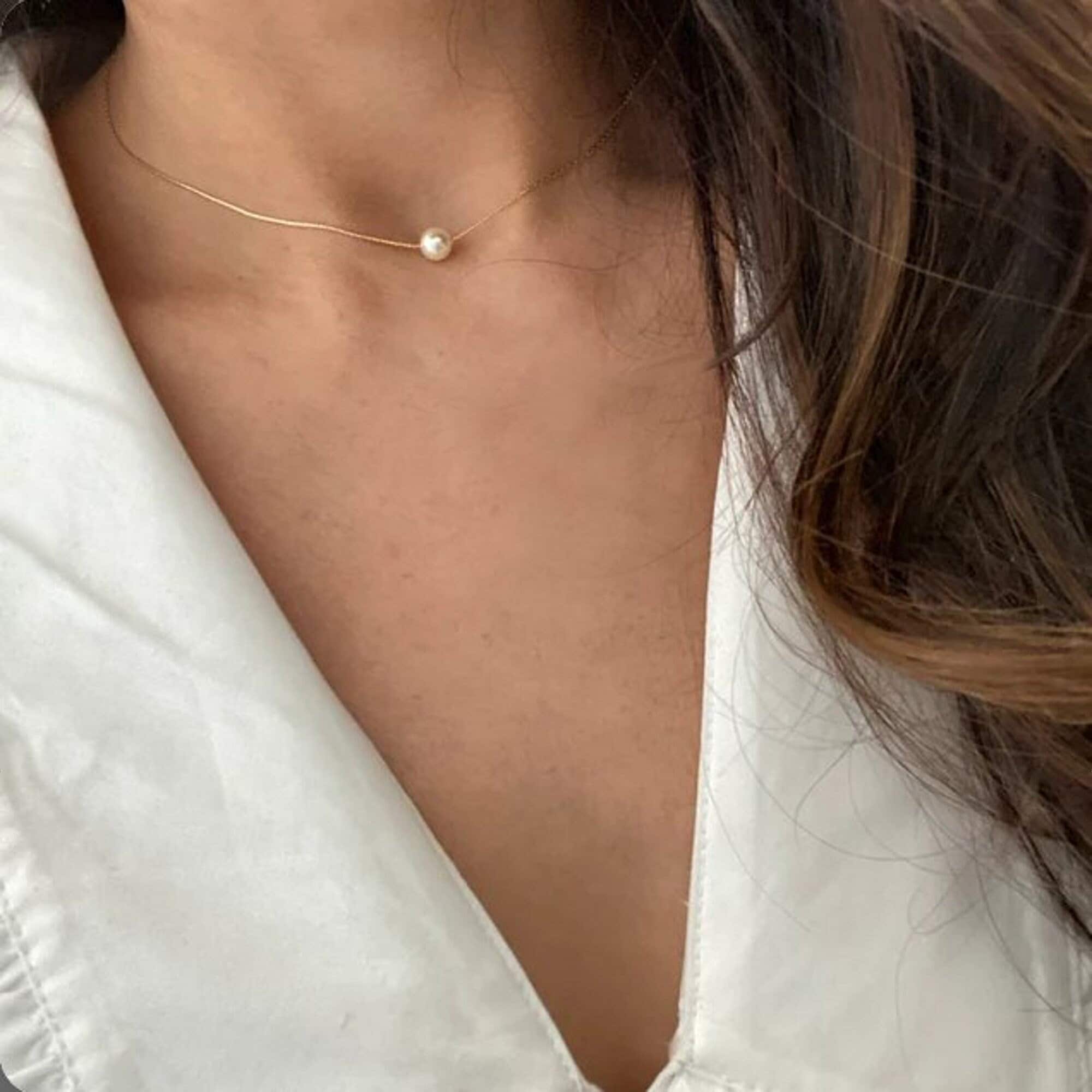 Pearl Necklace for Women Gold Choker Dainty Single June Birthstone Pearl Bridesmaid Mothers Day Silver Wedding Necklace Gift for Her