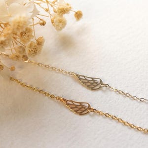 Naszyjnik ze skrzydłami anioła, naszyjnik ze srebra próby 925 z aniołem stróżem, biżuteria pamiątkowa, prezent na znak współczucia dla niej zdjęcie 2