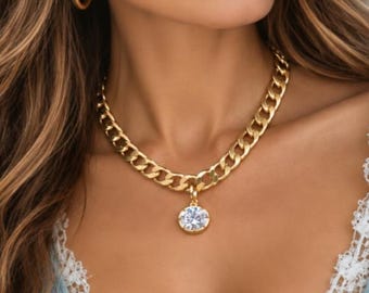 Massive goldene Panzerkette, Zirkonia-Anhänger, auffällige goldene Statement-Kette, Kristallanhänger, moderner Layering-Schmuck, Geschenk für Sie