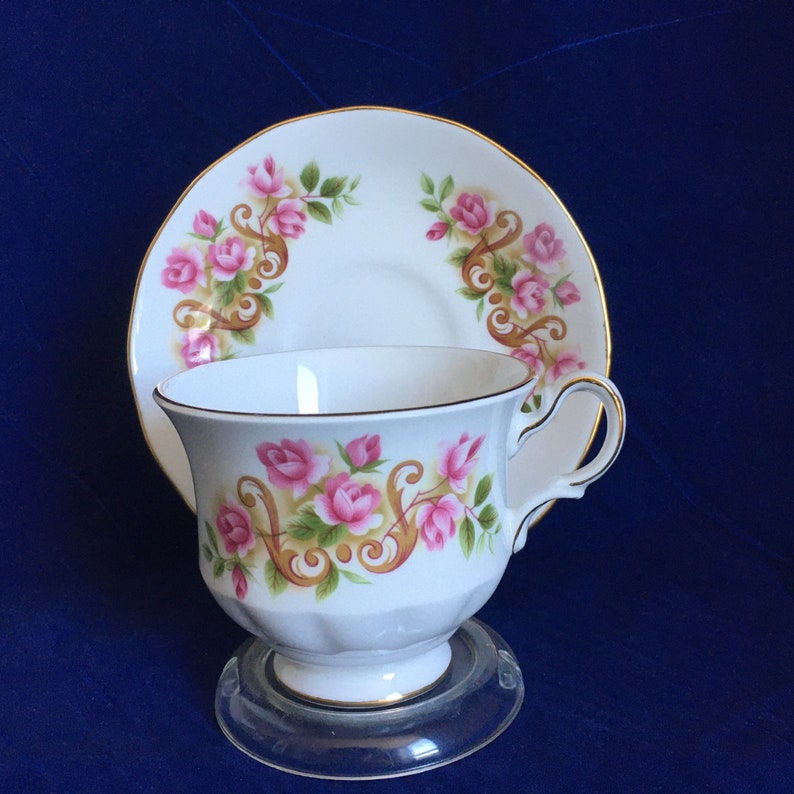 Queen Anne by Ridgway 8505 Pink Roses and Tan Scrolls Bone China Cup and Saucer