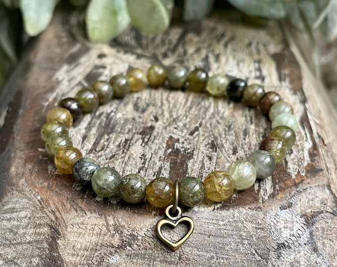 Green Garnet Mini | Manifestation, Wealth, Abundance, Growth