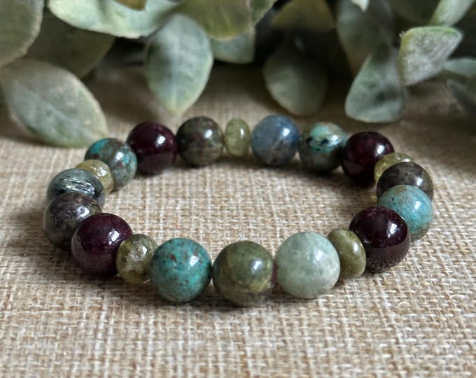 Mood: Soulful | Garnet, Chrysocolla, Kyanite, Bloodstone