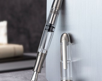 Asvine P36 Titan Füllfederhalter, Kolbenfüllung, klarer transparenter Acryl-Glattschreiber