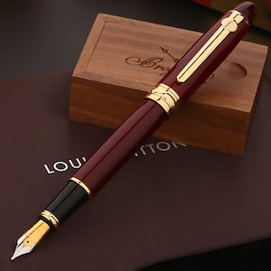 Duke 146 Edler Rot/ Schwarzer Füllfederhalter, Iridium Medium Nib European Pen Writing Gift