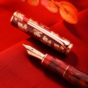Penna stilografica Hongdian N8 in resina rossa placcata oro foglia d'acero, nodo cinese in iridio EF/F/M/pennino lungo coltello penna classica