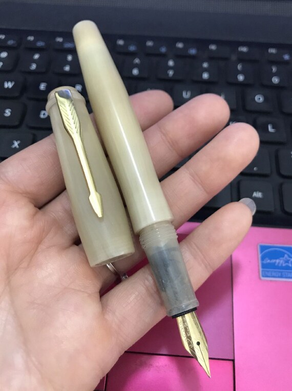 Produktbild von WRITECH Füllfederhalter Schwarze Tinte: Einziehbare Stifte Mit Feiner Feder Set Enthält 5 Tintenpatronen, Glattes Schreiben Für Kalligraphie, Journaling, Kritzeln, Skizzieren, Geschenk (Rosa