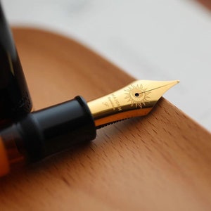 Majohn P139 Fountain Pen Big Piston Resin Pen, Size 6/8 EF/F/M Nib Writing Pen image 9