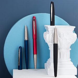 HongDian 617 Vulpen, extra fijne penpunt blauw/rood/zwart stalen klassieke pen, converter schrijfpen met geschenkdoos