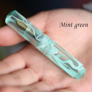 Majohn Wancai Mini penna stilografica trasparente, penne per calligrafia con sacca di inchiostro, strumenti da scrittura con pennino EF / F, set di scatole regalo con penne tascabili