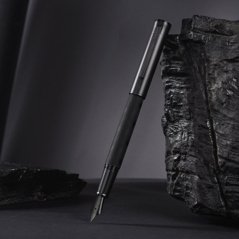 Hongdian black forest fountain pen Clearance