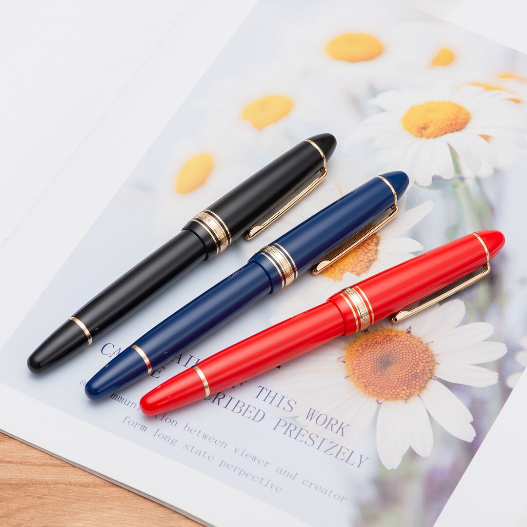 Wing Sung 630 Jumbo Fountain Pen - Red/Gold Clip, 0.6mm Nib (Piston Filler)