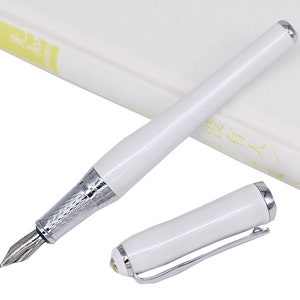 Duke White Asiatische Kalligraphie Mittlerer Nib/ Fude Nib Füllfederhalter, Fein bis Breit Natur Perlmutt auf Mütze