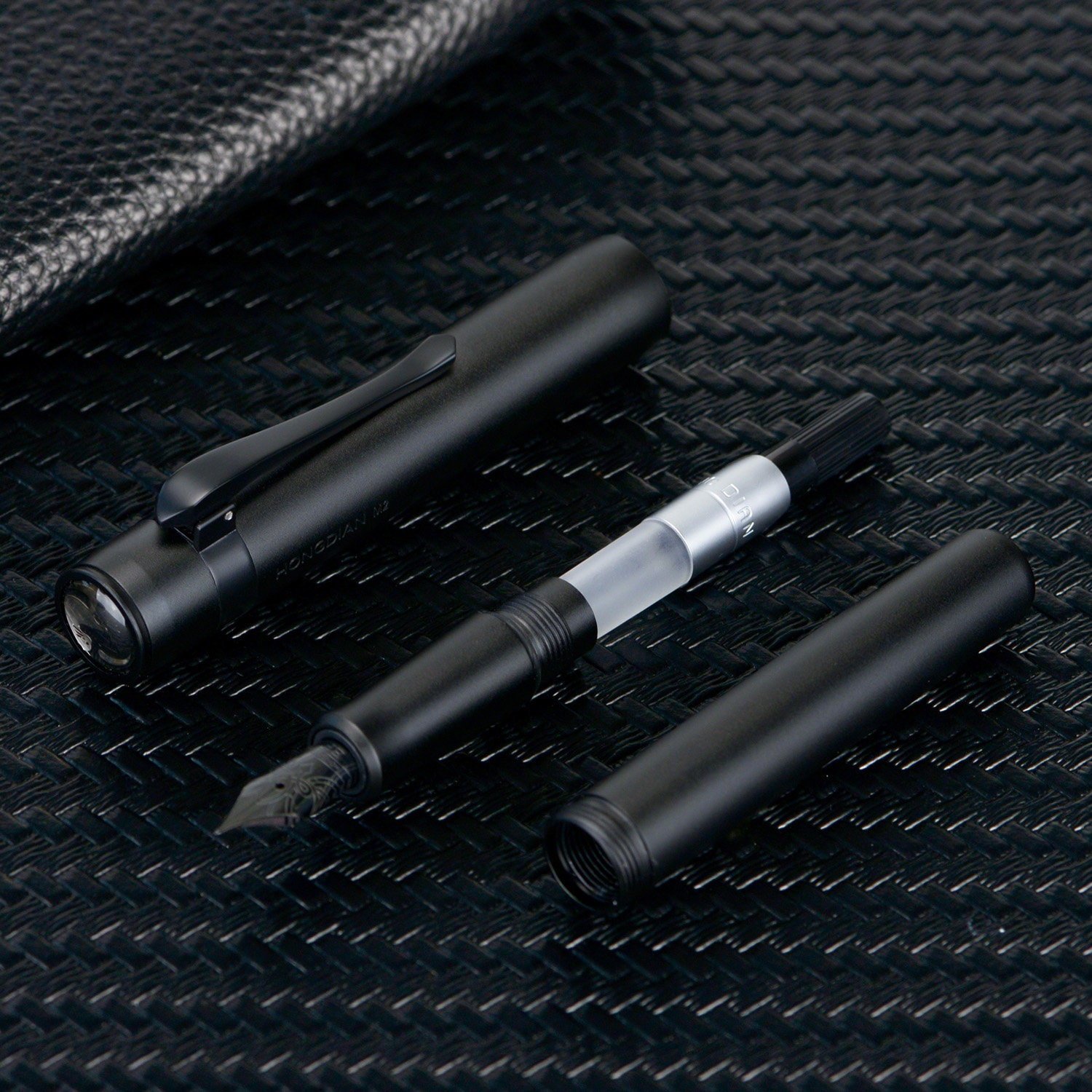 Hongdian M2 Mini Fountain Pen Black Aluminum Alloy Pocket Hongdian M2 Mini Fountain Pen Black Aluminum Alloy Pocket