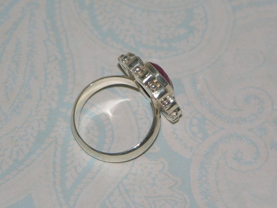 Vintage Ruby Sterling Silver Ring: Oval Center St… - image 4