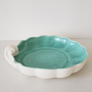 West Coast Pottery California Seashell Low Bowl Display Or Serving Piece White Smooth Satin Matte With Turquoise High Glaze Vintage 1940s
