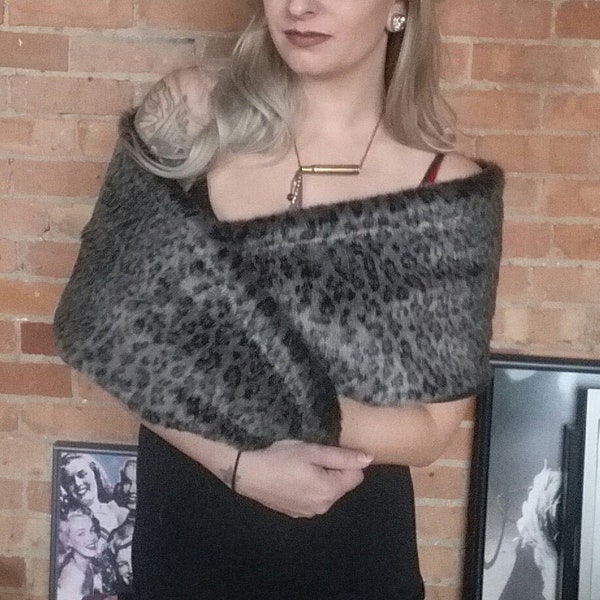 Faux Fur Bridal  Wrap - Grey Cheetah Faux Fur - Faux Fur Bridesmaid Shawl - Faux Fur Bridal Shawl