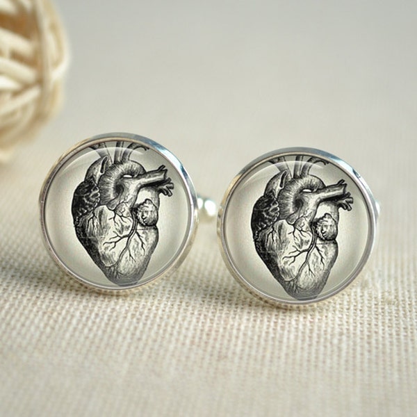 Steampunk Heart Tie Clip,Anatomical Heart Cufflinks, Heart Cuff links, Gift for Men,Wedding cufflinks  (XK038)