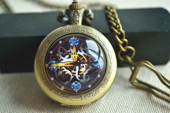 Montre De Poche-Art Nouveau - Un Collier Mécanique Vintage Pour Femme Montre De Poche-Art Nouveau - Un Collier Mécanique Vintage Pour Femme