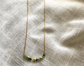 Stainless steel chain necklace and aventurine gemstones