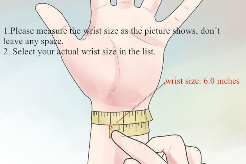 Puede incluir: Una mano con una cinta m&eacute;trica alrededor de la mu&ntilde;eca. El texto "wrist size: 6.0 inches" est&aacute; escrito al lado de la mu&ntilde;eca. Las instrucciones dicen que se debe medir el tama&ntilde;o de la mu&ntilde;eca como se muestra en la imagen y seleccionar el tama&ntilde;o real de la mu&ntilde;eca de una lista.