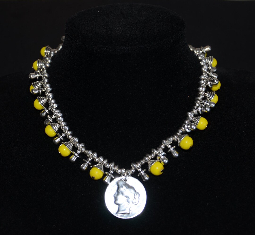 Women Short Necklacelemon Yellow Ancient Glass Beads Charm Necklace