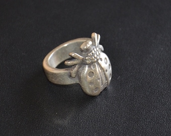 Anello vintage argentato, anello scarabeo, anello elemento animale, anello speciale, anello riempito d'argento unico