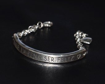 Thick silver plated chain bracelet-message craved "vale la pena ser feliz"connector bracelet-bar bracelet-unique design bracelet