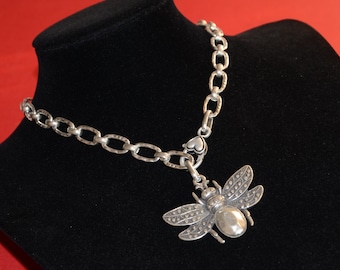 Silver Filled Chain Necklace, Big Bee Pendant (52x43mm)