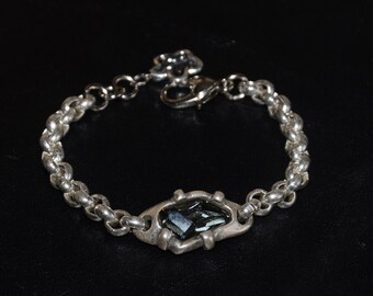 Stylish women chain bracelet-thick silver plated Zamak bracelet-irregular shape gray Swarovski  bracelet-good quality bracelet