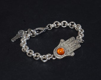 Bracelet de chaîne épais rempli d’argent - résine orange insérée Fatima bracelet connecteur de main - bracelet de chaîne Zamak de haute qualité fabriqué en Espagne