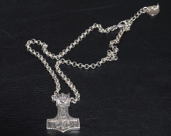 Otro accesorio necklace-vintage pendant necklace-chain necklace-good quality and nice looking.