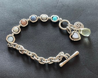 Thick silver plated chain bracelet, agate beaded bracelet, heart charm bracelet, half beads and half chain bracelet- otro accesorio