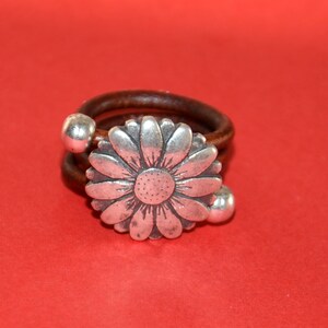 Silvering Zamak ring-leather cord ring-hand made ring-heart ring-flower ring-sunflower ring-antique silvering ring-uno de 50 style ring