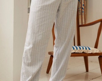 Lounge Pants - bas de pyjama pour homme léger, ample et exceptionnellement doux, coton | Blanc - brindille bleue | 100 % coton biologique