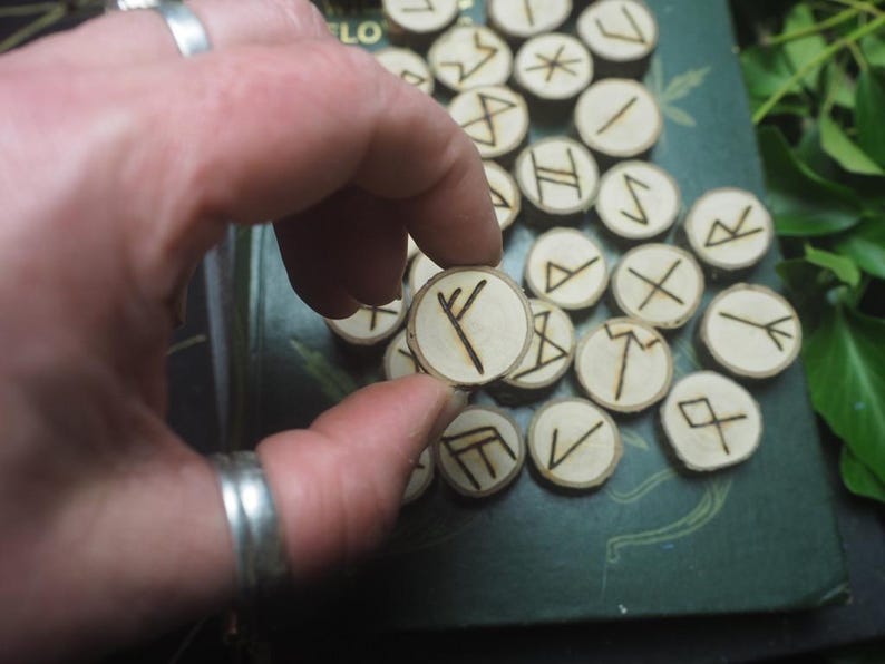 Cornish Holly WOOD Anglo Saxon Runes - Pagan, British, Norse ...