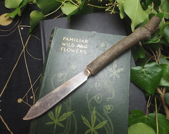 Athame with Bay Laurel Wood handle and Up-cycled Blade - Ritual Knife: for Witches