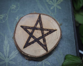 Silver Birch Wood Pentagram Altar Piece For Meditation - Pagan, Wiccan, Witchcraft, Pentacle, pyrography