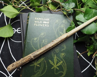 Natural Cornish Oak Wood Wand - with Bag - for Pagans, Wiccans, Witchcraft, Ritual, Magic, Strength & Courage, Pyrography