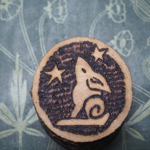 Moon Gazing Hare Altar Piece - Avalon Apple Wood - Pagan, Wiccan, Witchcraft, Rabbit, Bunny, pyrography, Talisman